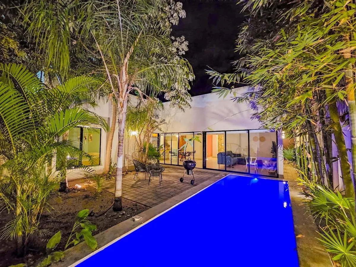 Lejlighed New Bamboo Casa Azul Pool Paddle Tennis And Soccer Mérida Mexico